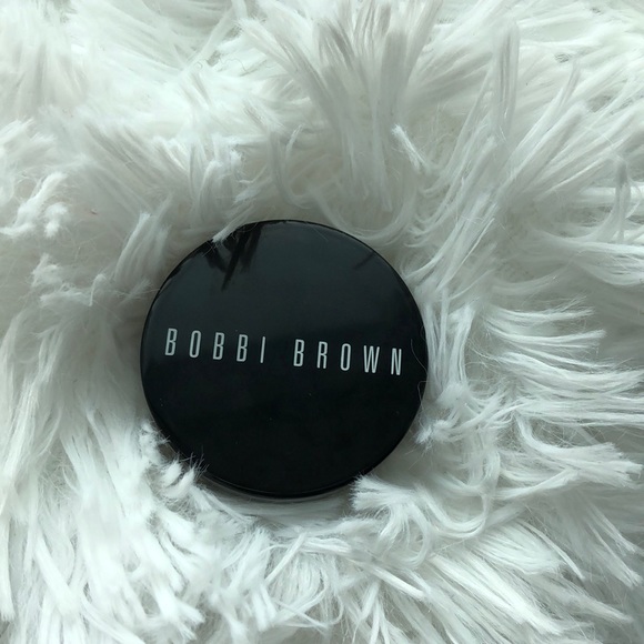 Bobbi Brown bronzing powder - Picture 2 of 3